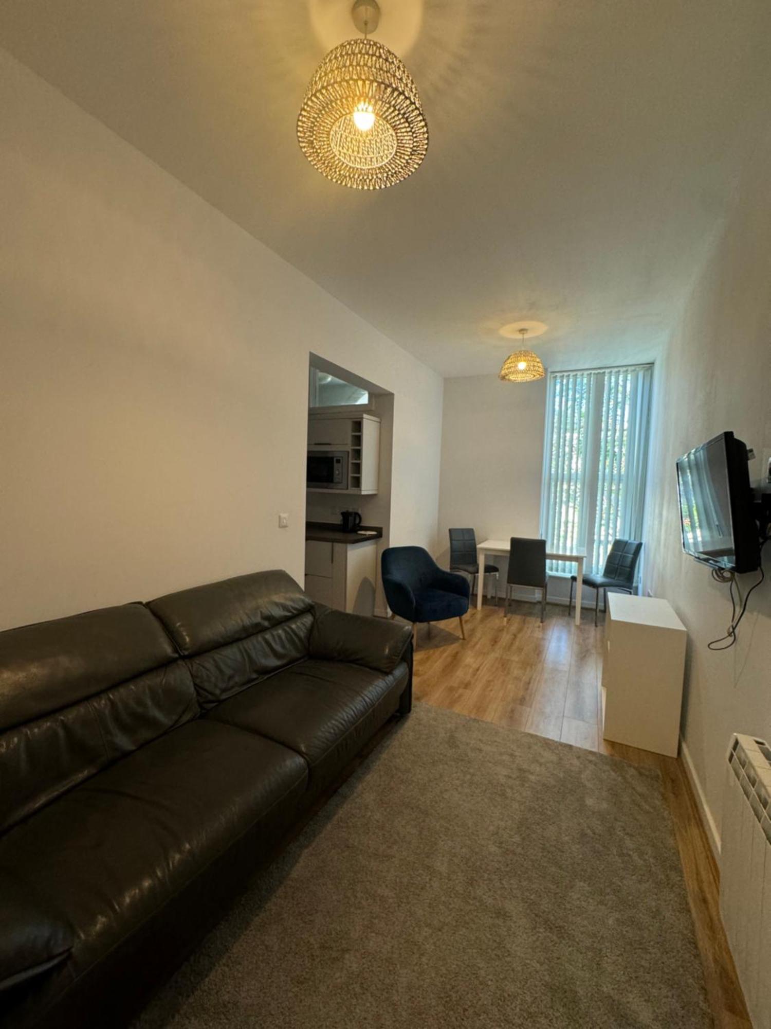 Armyn House Apartments, Your Coastal Escape In פאלמות' מראה חיצוני תמונה
