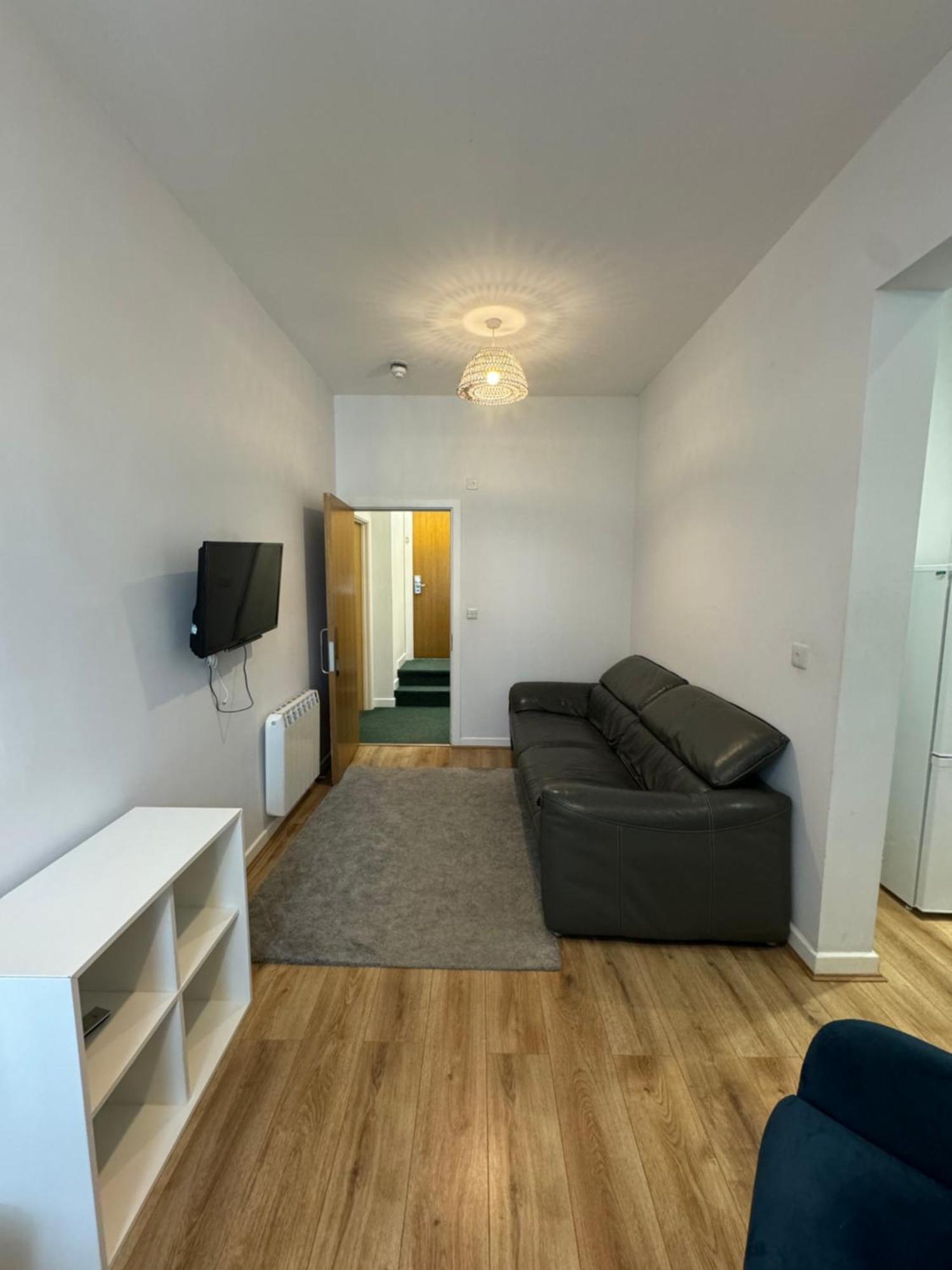 Armyn House Apartments, Your Coastal Escape In פאלמות' מראה חיצוני תמונה